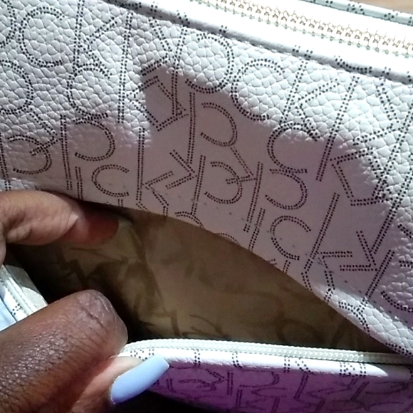 NWT CALVIN KLEIN PURSE - Picture 10 of 11